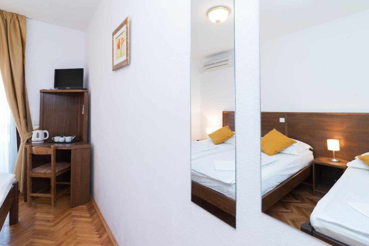 Mb Bed&Breakfast Pag Town Dış mekan fotoğraf