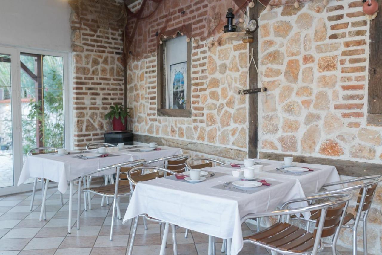 Mb Bed&Breakfast Pag Town Dış mekan fotoğraf