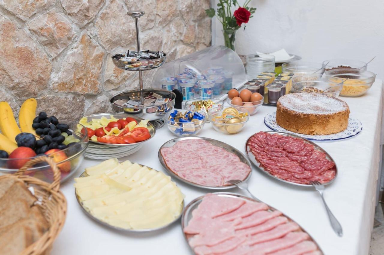 Mb Bed&Breakfast Pag Town Dış mekan fotoğraf
