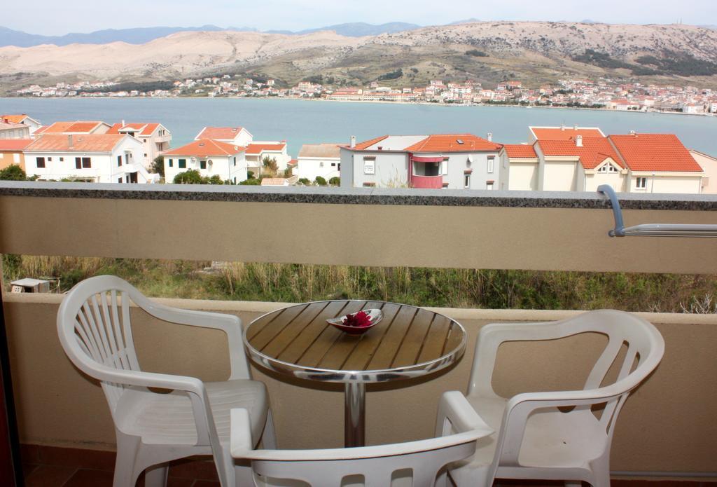 Mb Bed&Breakfast Pag Town Oda fotoğraf