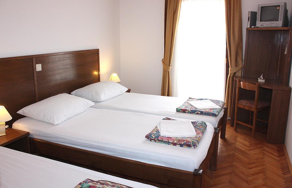 Mb Bed&Breakfast Pag Town Oda fotoğraf