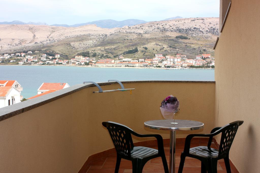 Mb Bed&Breakfast Pag Town Oda fotoğraf
